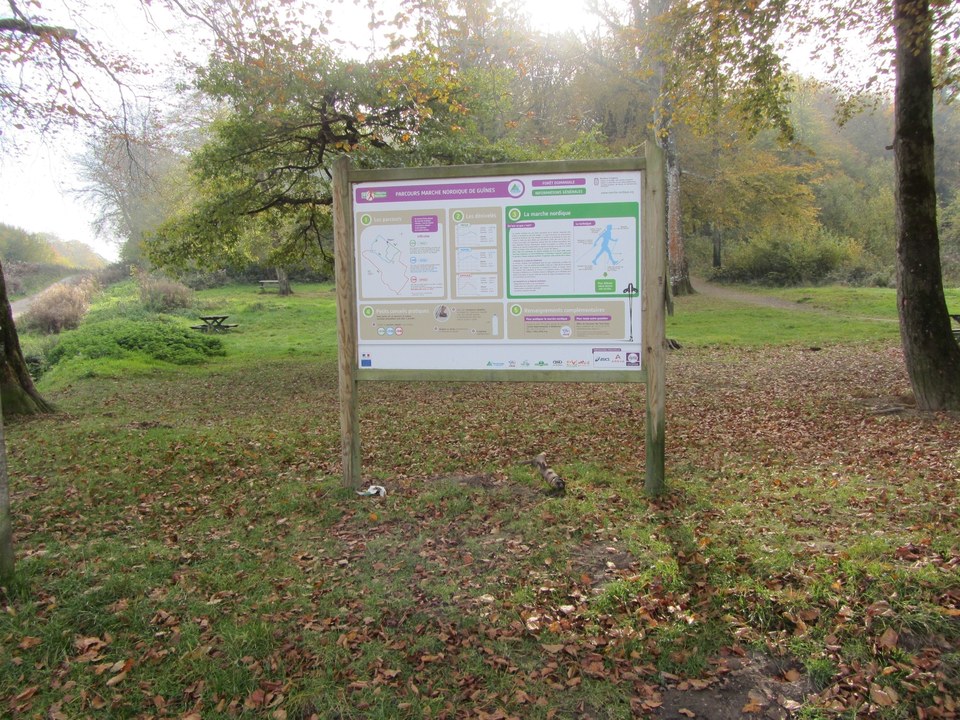 Panneau info guines