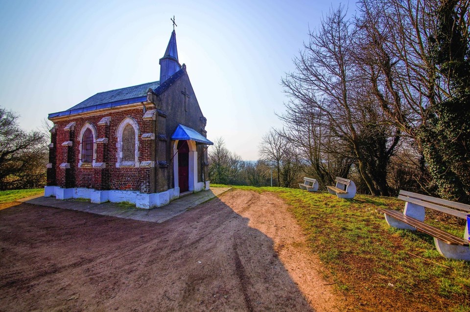 Les Chapelles