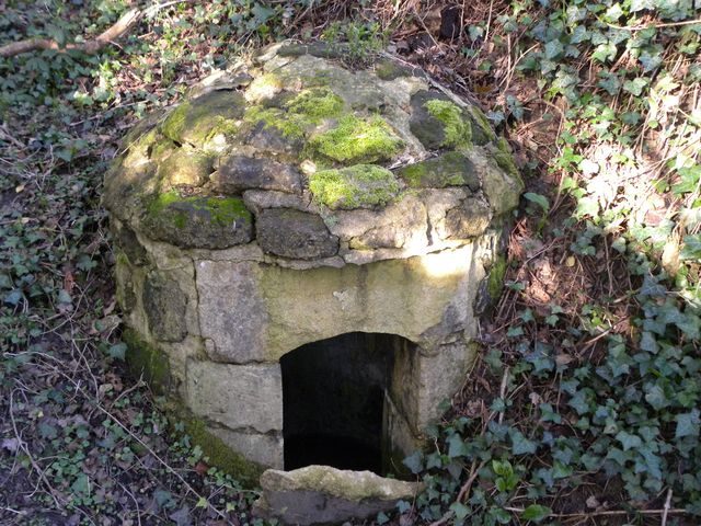 La fontaine de Montperthuis © OT des Collines du Perche Normand
