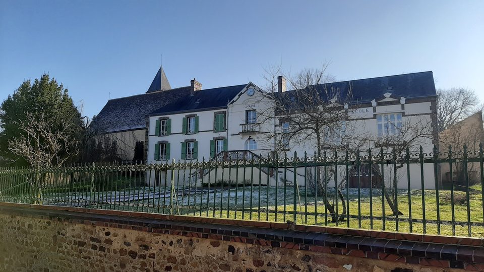 St-Denis-D'Authou (1)