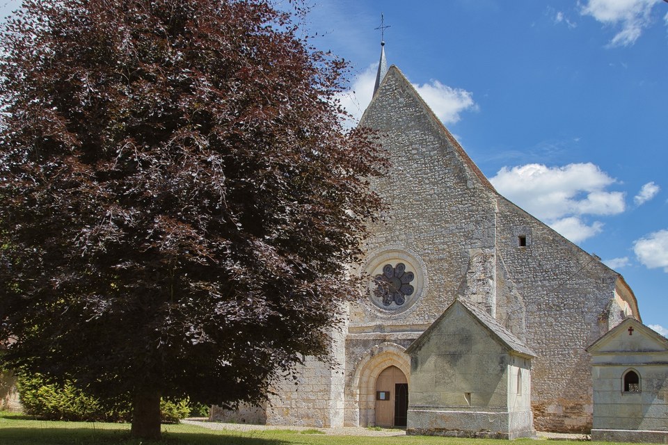 L'église Saint-Etienne à Dorceau