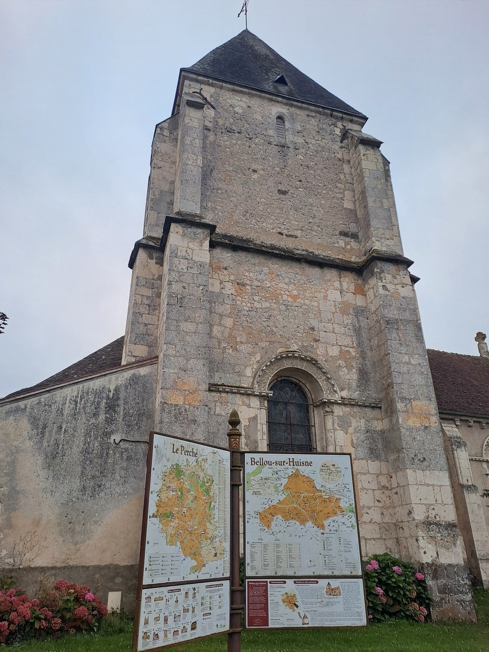 Eglise de Saint Paterne-Bellou-sur-Huisne