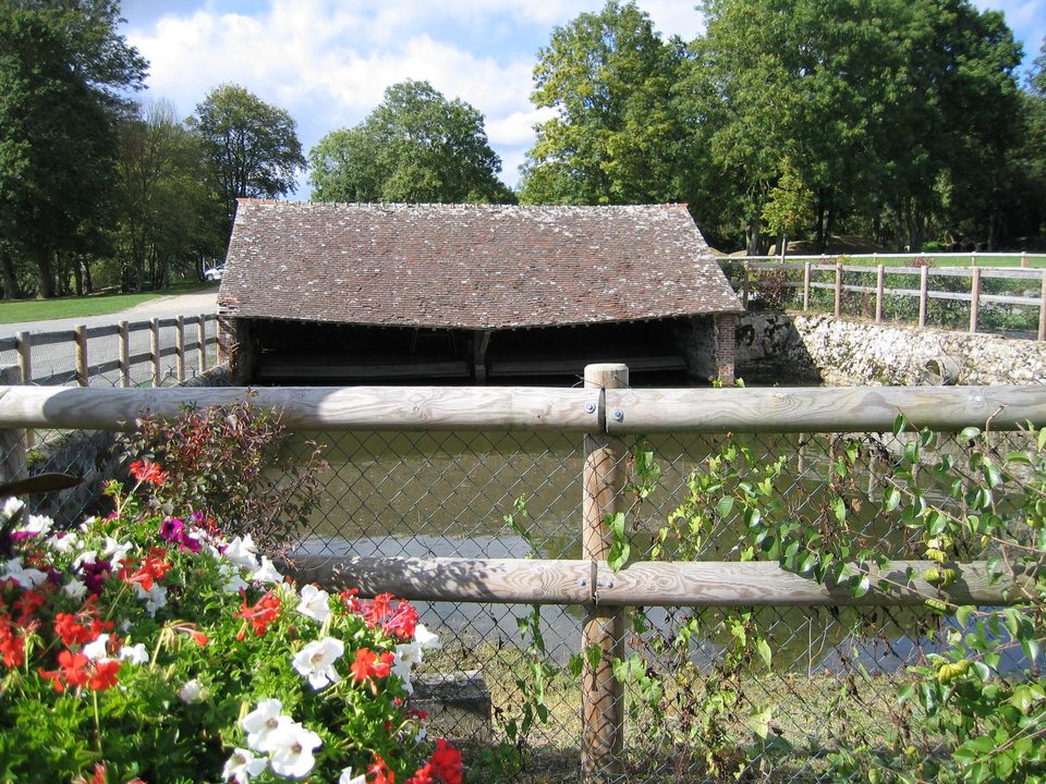 St Eliph Lavoir 1