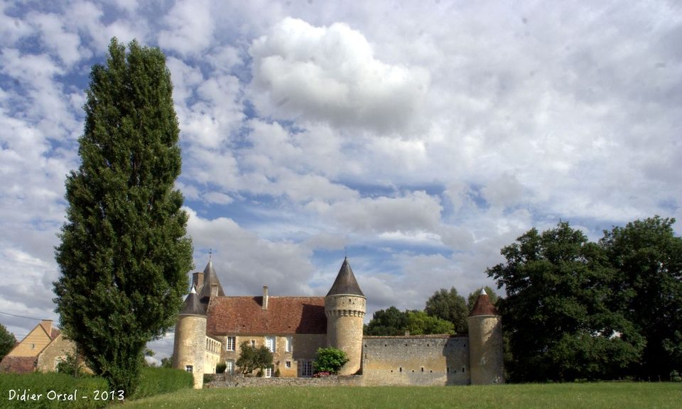 Entre manoirs et légendes