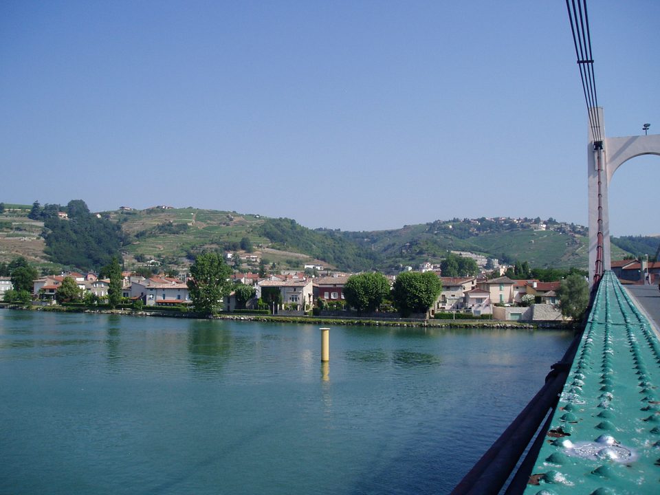 Pont sur le Rhône
