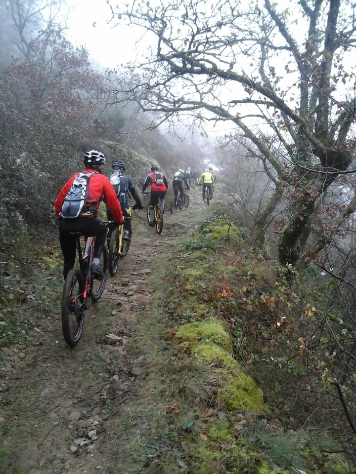 En longeant l'Epervier