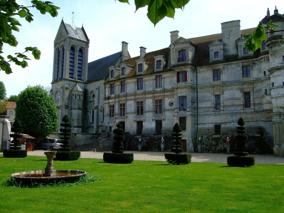AMBLEVILLE (2)