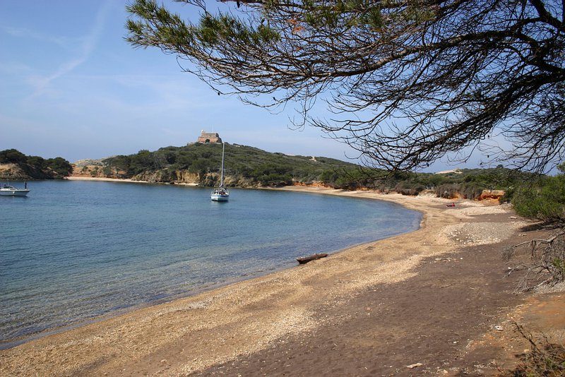 Plage noire du Langoustier