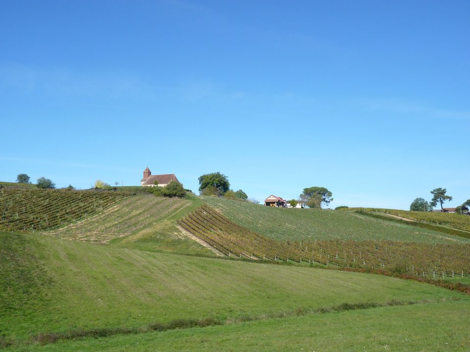 Crouseilles : entre vignes et château