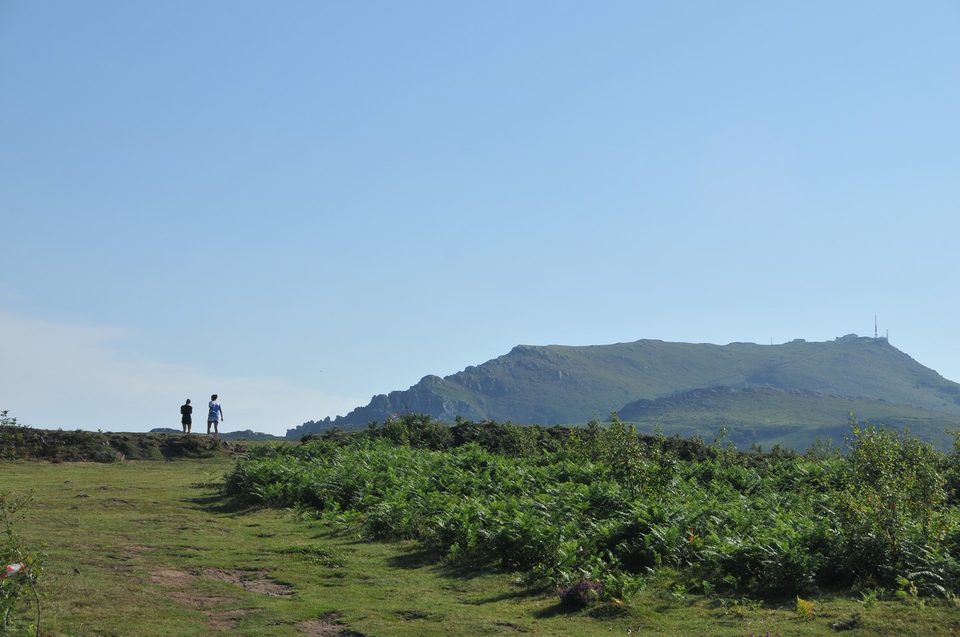 Autour de Sare