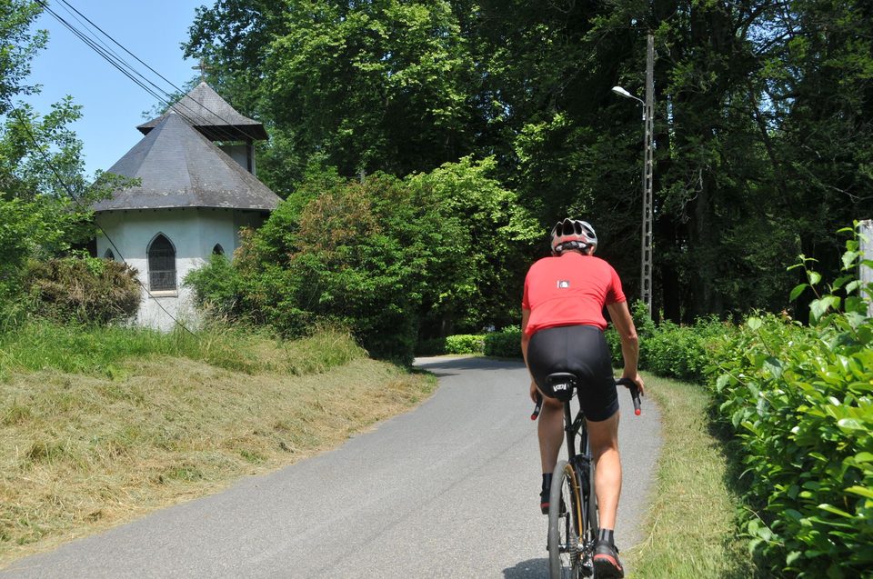 Route N°15 - Au pied des sommets par le Bager