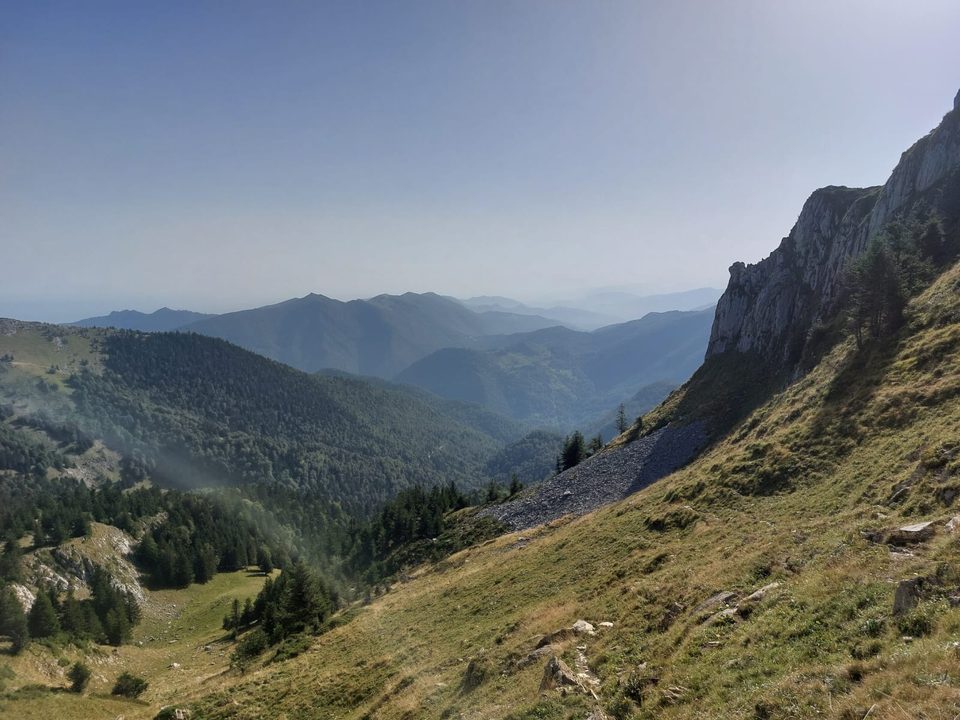 La vallée du Ger depuis le col de l'Escalette