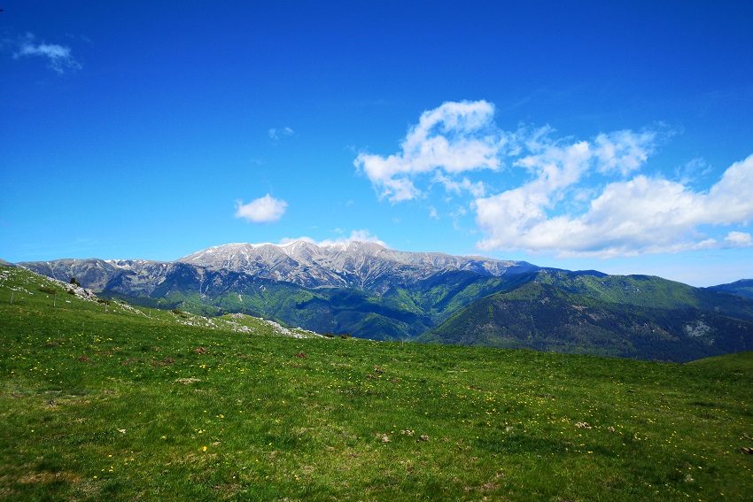 Vue sur le massif du Canigó, versant sud