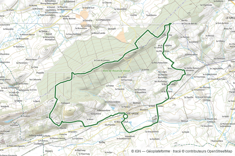 Circuit le village Vassé et la forêt