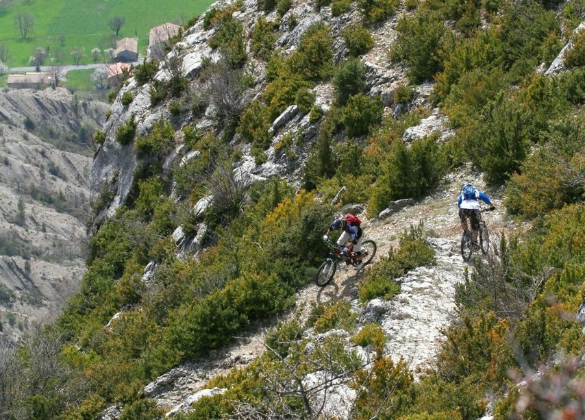 Descente du Rocher de Beaumont avant Trescléoux