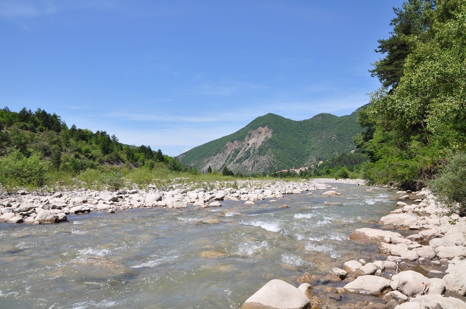 Profitez d'une halte au bord de l'eau