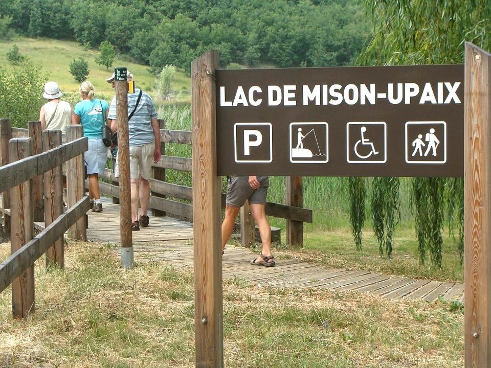 Sur les rives du lac de Mison