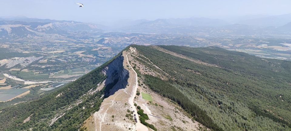 Vue aérienne sommet de Chabre