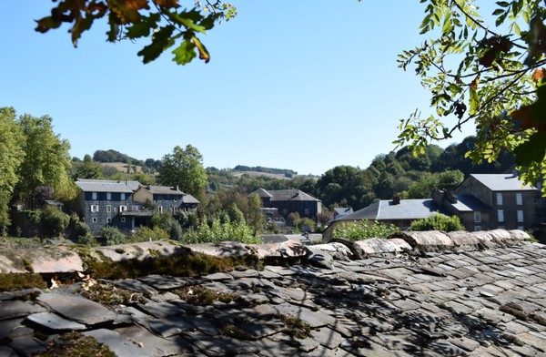 Point de vue sur le village de Lacaze