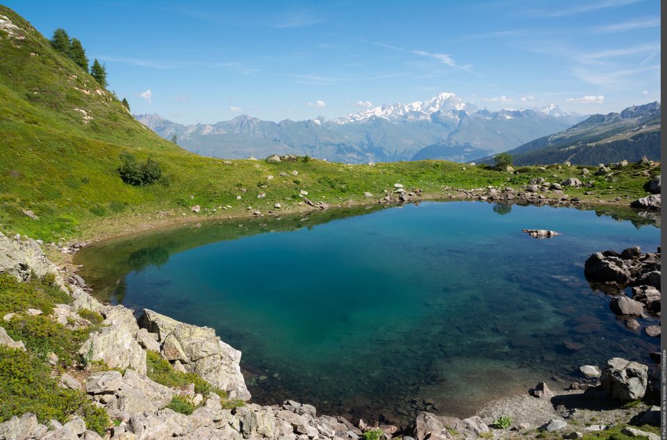 Boucle du Lac de l'Étroit et alpages des Grandes Baraques
