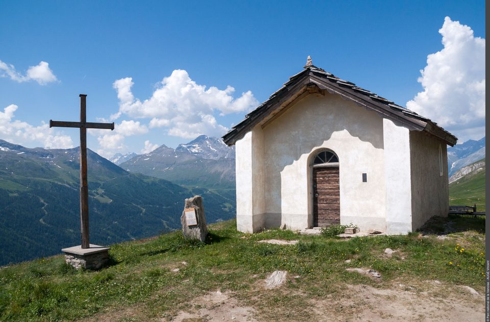 Du hameau de Villaron au refuge de Vallonbrun