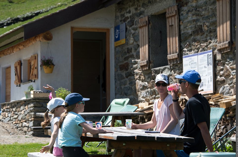 Pause au refuge de La Martin