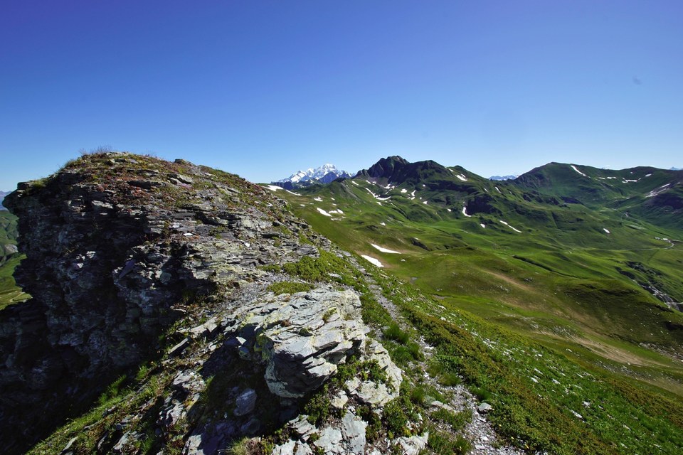 Trail de la Pointe du Dzonfié (3 bleu)