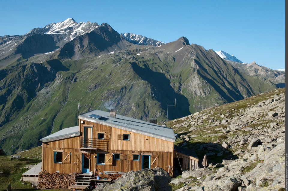 Du refuge du Plan des Gouilles au refuge du Bois