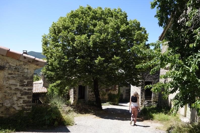 Dans les ruelles de Saint-Andéol-en-Quint