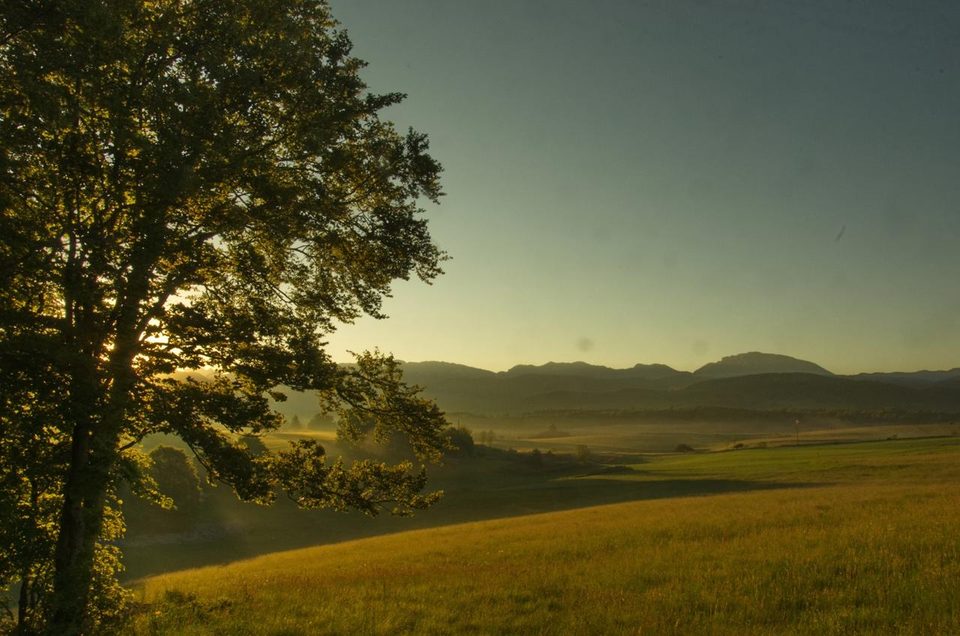 Soleil levant sur le Col de Proncel